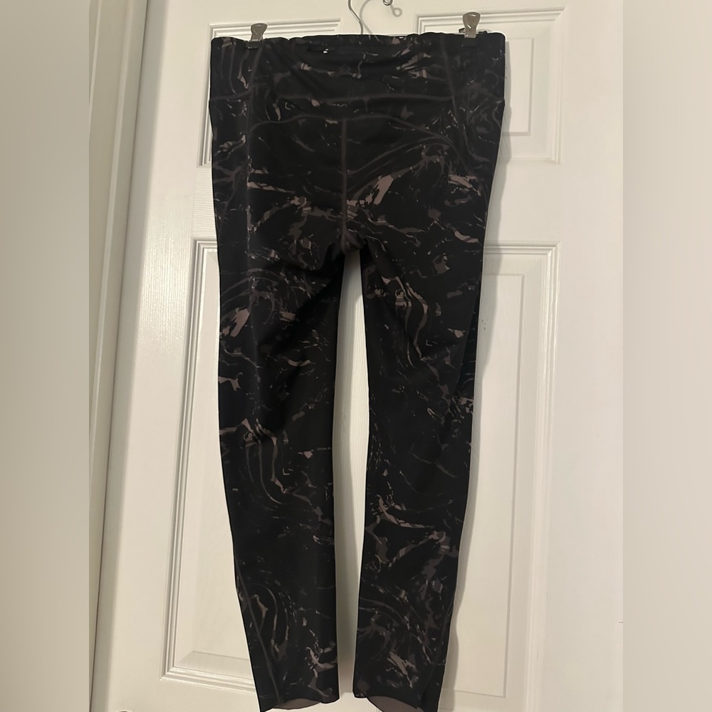 Women’s Athleta Leggings Size M